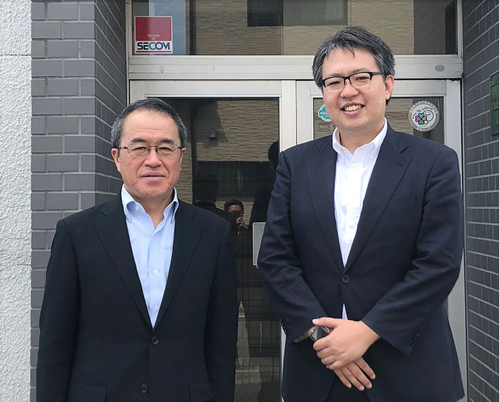 石田享也氏とストライク鈴木