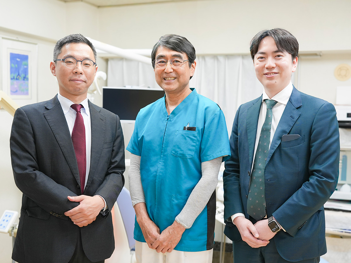 かしま歯科医院 院長 鹿島 健司 氏、ストライク浅見、ストライク山田