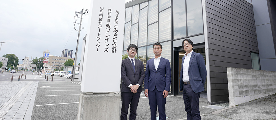 株式会社リカノス シニアアドバイザー/前・代表取締役 平慶幸 氏、あさひ会計事務所 田牧大祐 氏、ストライク清野