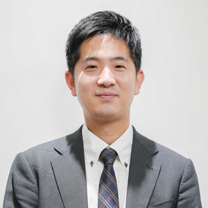 ストライク吉村拓真