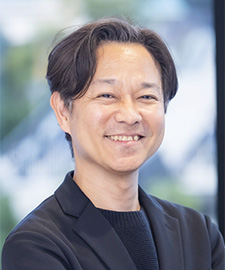 川上 宗一氏
